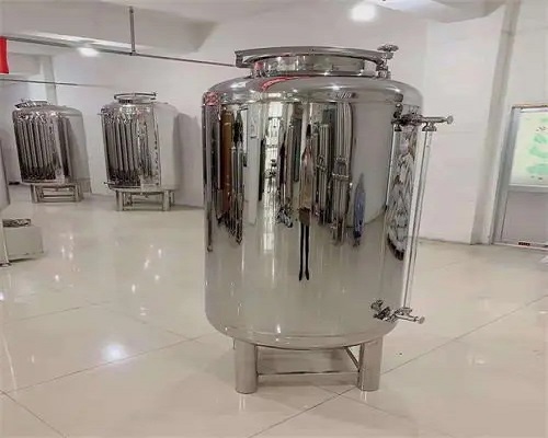 不銹鋼純水箱的規(guī)格尺寸是多少？-藍膜
